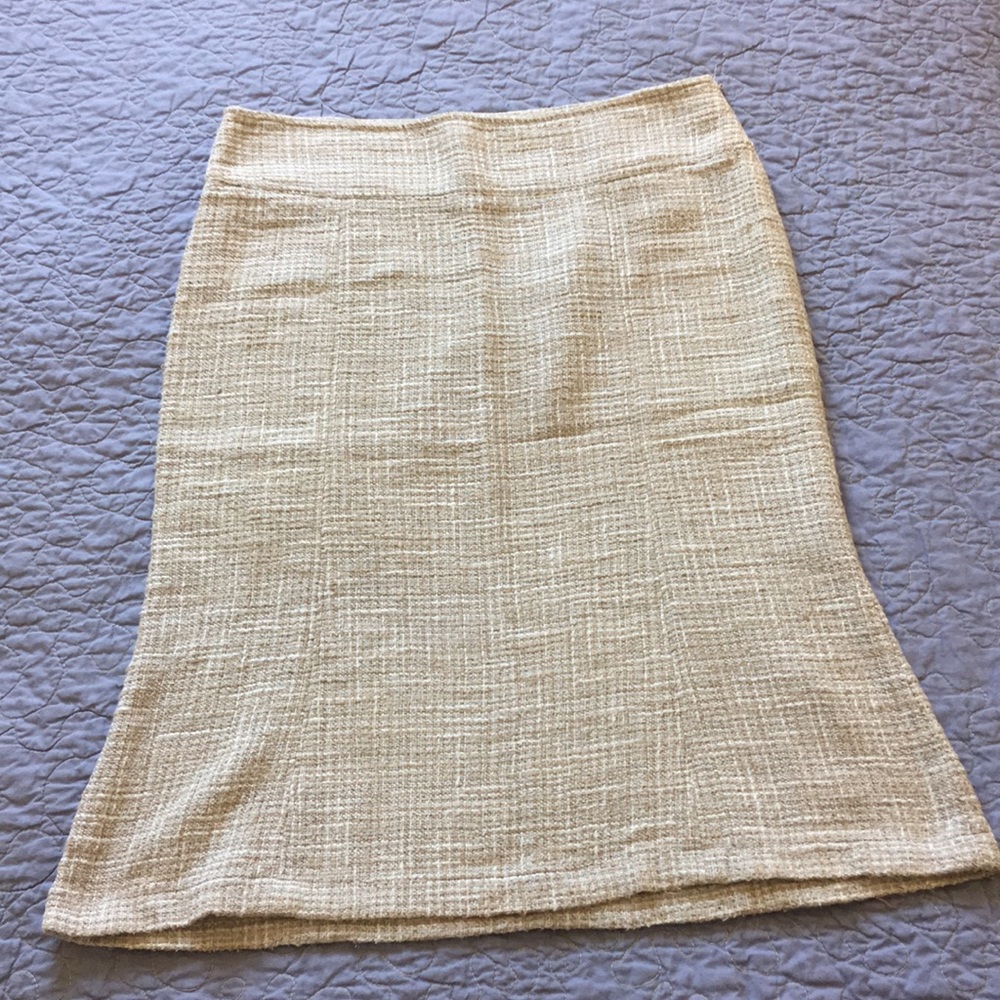 Theory size 6 Cotton cream colored tweed skirt